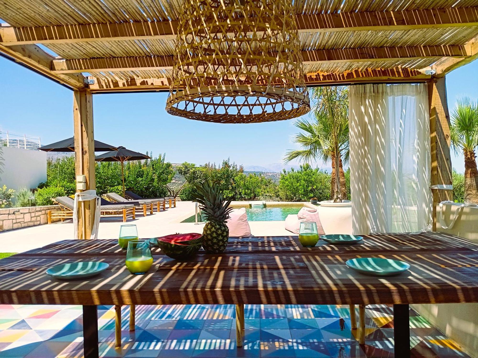 Villa Elia Maroulás